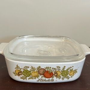Pyrex dish
